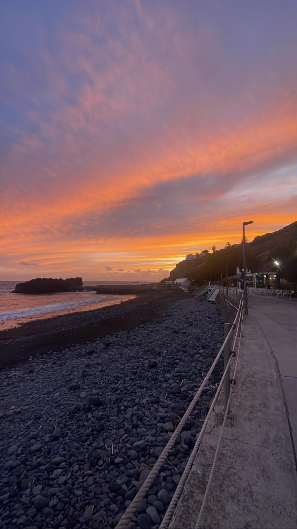 Charming Monumental Apartment Funchal  Luaran gambar