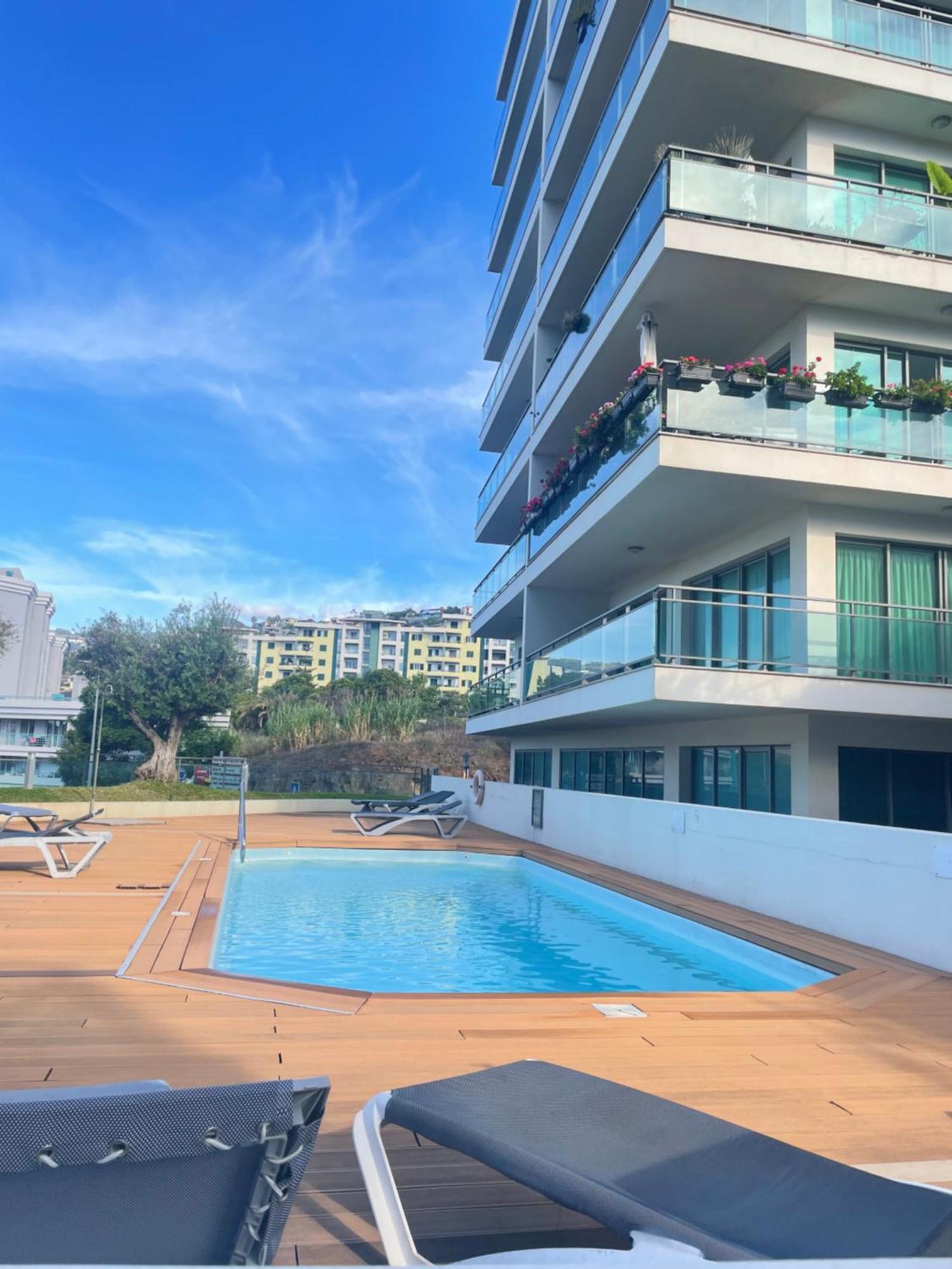 Charming Monumental Apartment Funchal  Luaran gambar