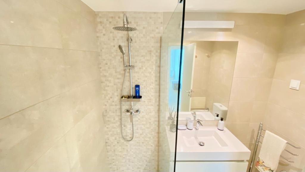 Charming Monumental Apartment Funchal  Luaran gambar